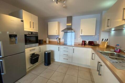 210 Lyon Kitchen