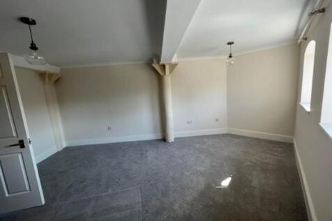 13 Spillers-Lounge