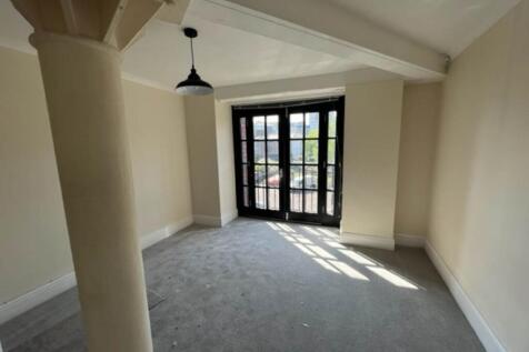 13 Spillers-Bedroom 