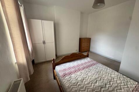 second bedroom 2