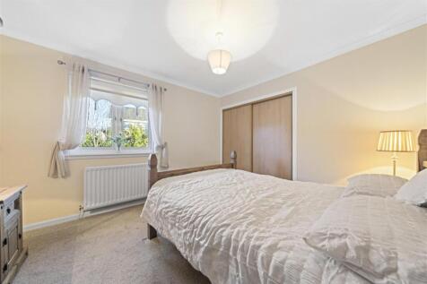 Bedroom 5 (1).JPG