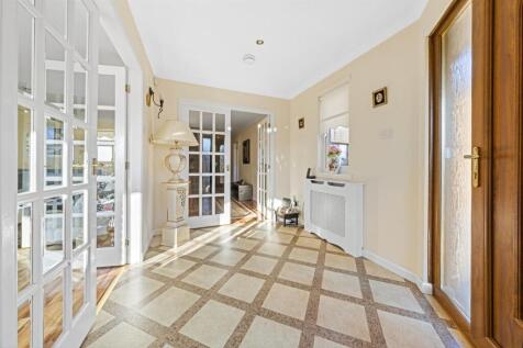 Hallway (1).JPG