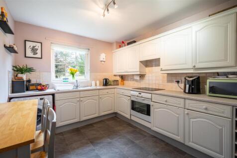 Kitchen.jpg