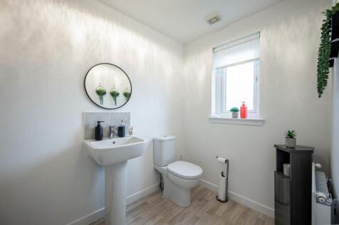 En Suite 1.jpg