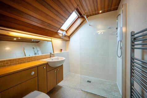 En Suite.jpg