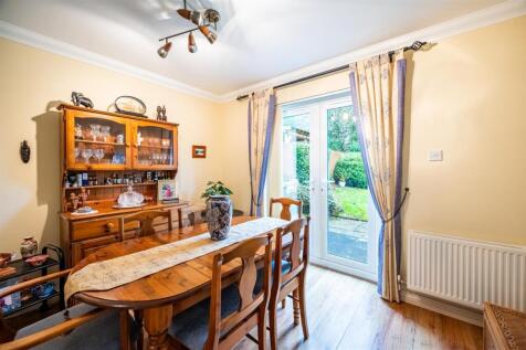 Dining Room.jpg
