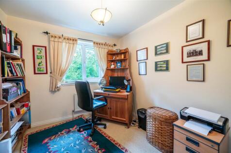 Bedroom 4.jpg