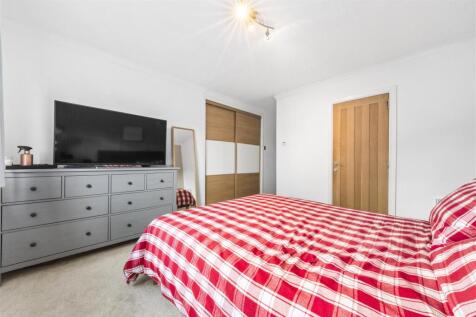 Principal Bedroom.JPG