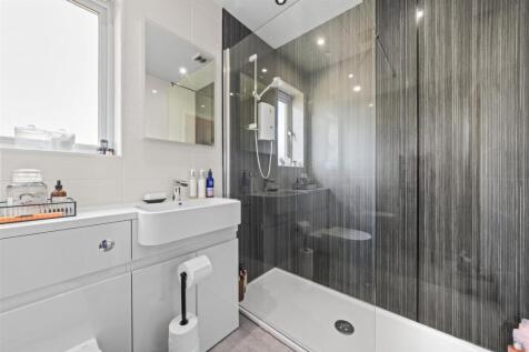 Showerroom.JPG