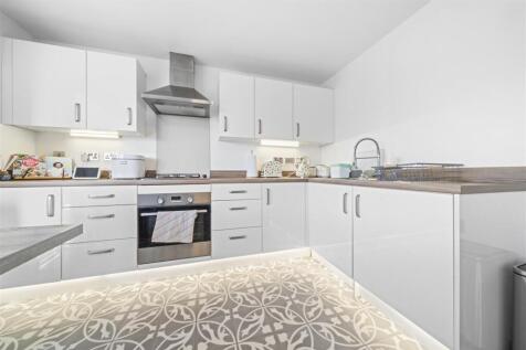 Dining Kitchen (3).jpg