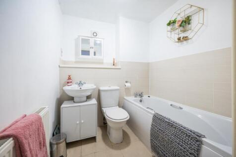 Bathroom.jpg