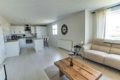 Lounge_Kitchen.jpg