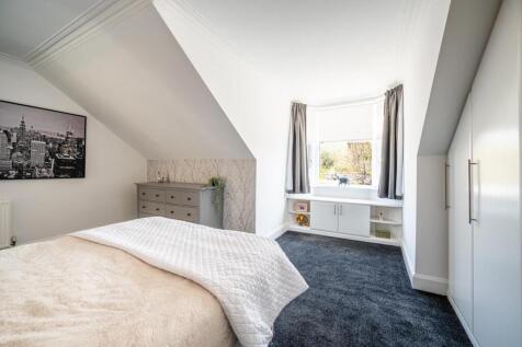 Bed1 (3).jpg