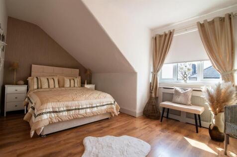 bedroom.1.jpg