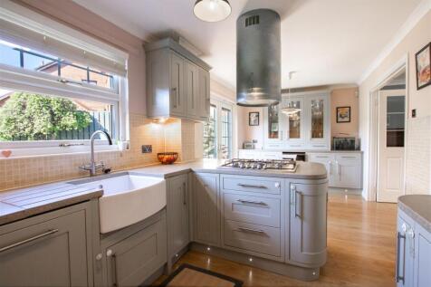 kitchen-1.jpg