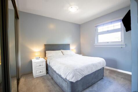 masterbedroom.jpg