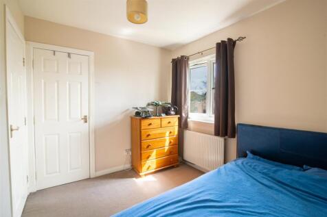 bedroom.2.jpg