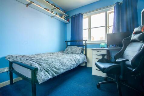 bedroom.3.jpg
