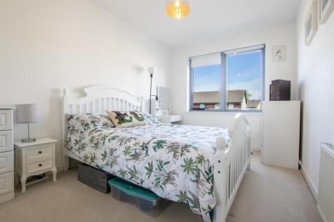 bedroom.2.jpg