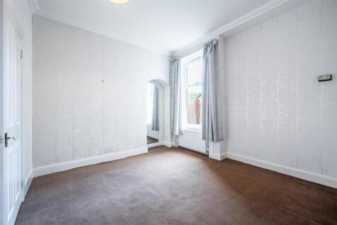 Lounge/downstairs bed.jpg