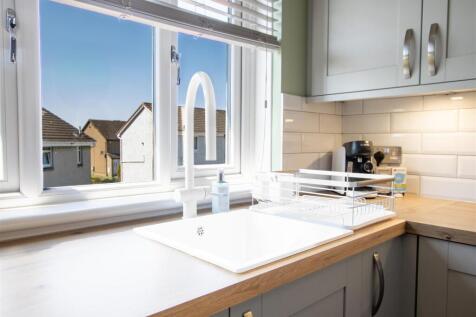 kitchen-2.jpg