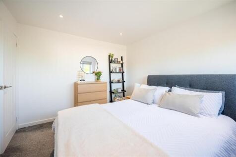Bed 1 (1).jpg