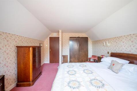 Bed 1 (1).jpg