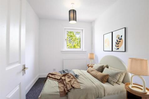 bedroom.3.furnished.jpeg
