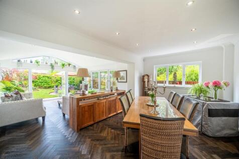 Dining  Sun Room (2).jpg