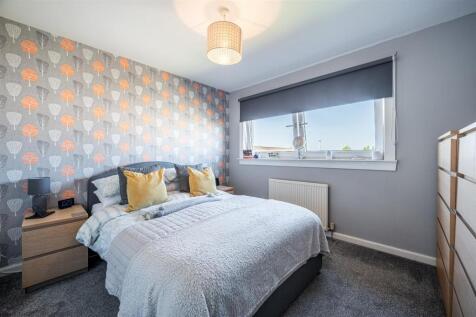 Bed 1 (1).jpg