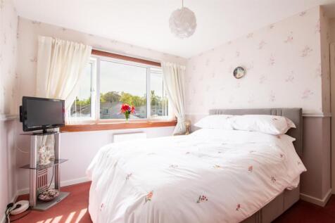 bedroom.2.jpg