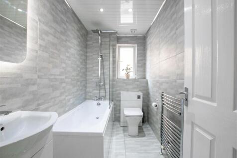 shower.room.jpg