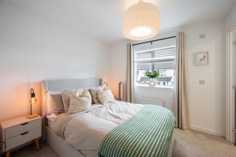 Bed One (3).jpg