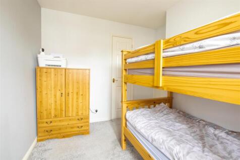 bedroom.two.jpg