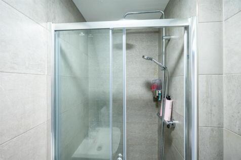 En Suite (1).jpg