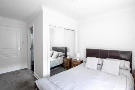 bedroom.two.jpg