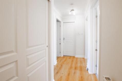hallway.jpg