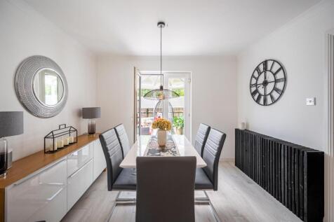 Dining Room (2).jpg