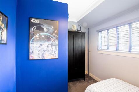 bedroom.two.jpg