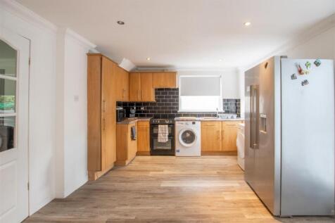 kitchen-2.jpg