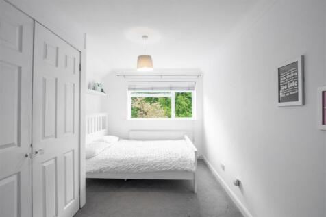 bedroom.two.jpg