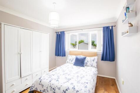 bedroom.two.2-1.jpg