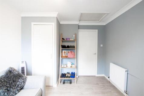 bedroom.three.jpg