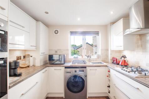 kitchen-1.jpg