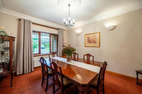 Dining Room (2).jpg