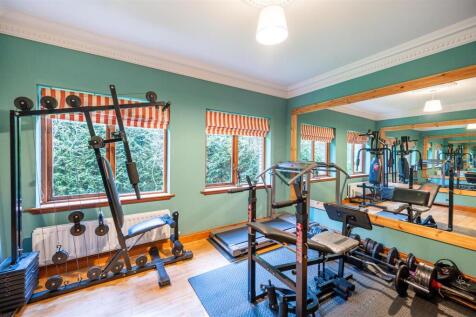 Gym (3).jpg