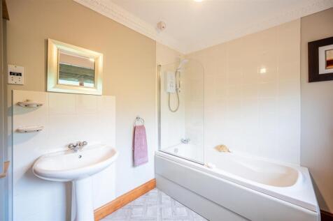 En Suite One (2).jpg