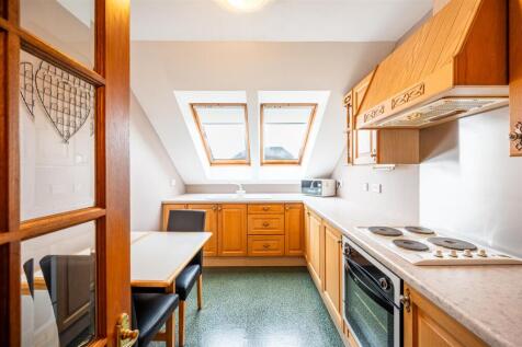 Kitchen Flat (2).jpg