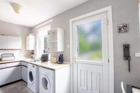kitchen-1.jpg