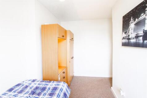 bedroom.two.jpg